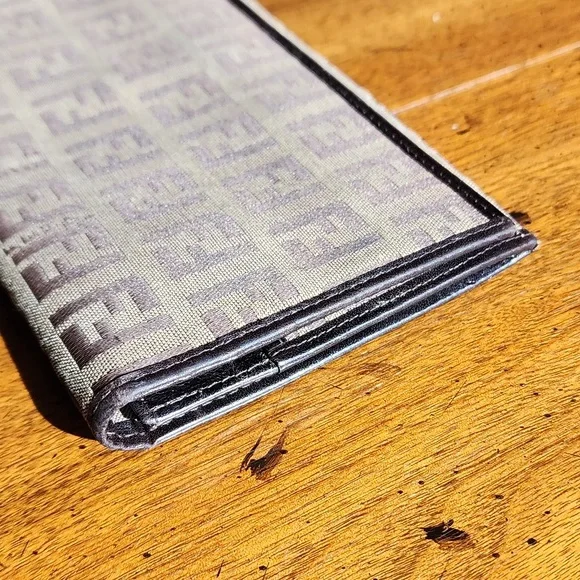 Vintage Fendi Brown & Beige Zucchino Canvas & Leather Continental Wallet - Picture 6 of 17